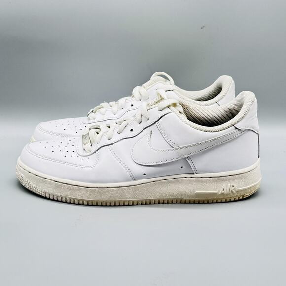 Nike Shoes Mens 10 White Leather Air Force 1 07 Low Top Athletic Classic Sneaker - Picture 5 of 9